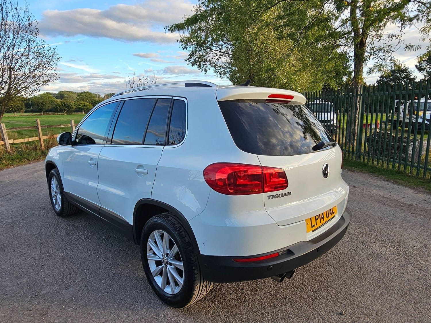Volkswagen Tiguan 2014 - Cars in Reading
