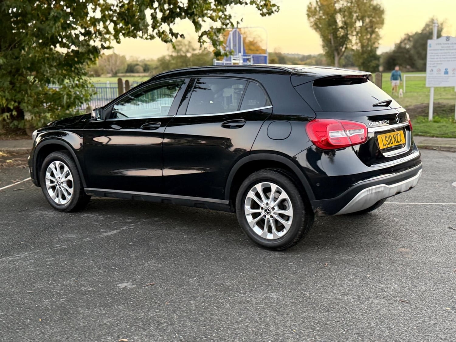 [ berth ]Mercedes-Benz GLA