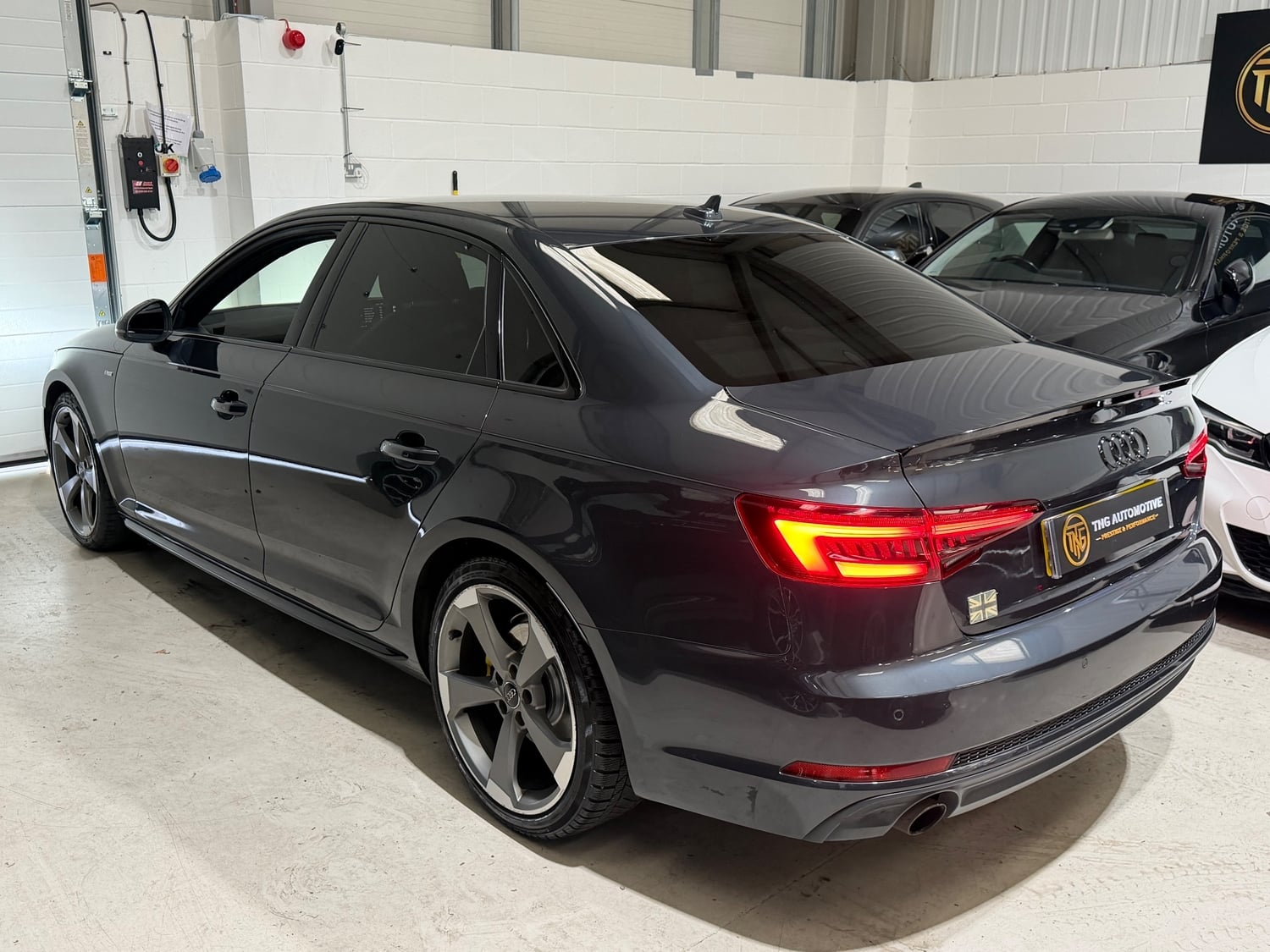 Audi A4 2018 - Cars in Croydon