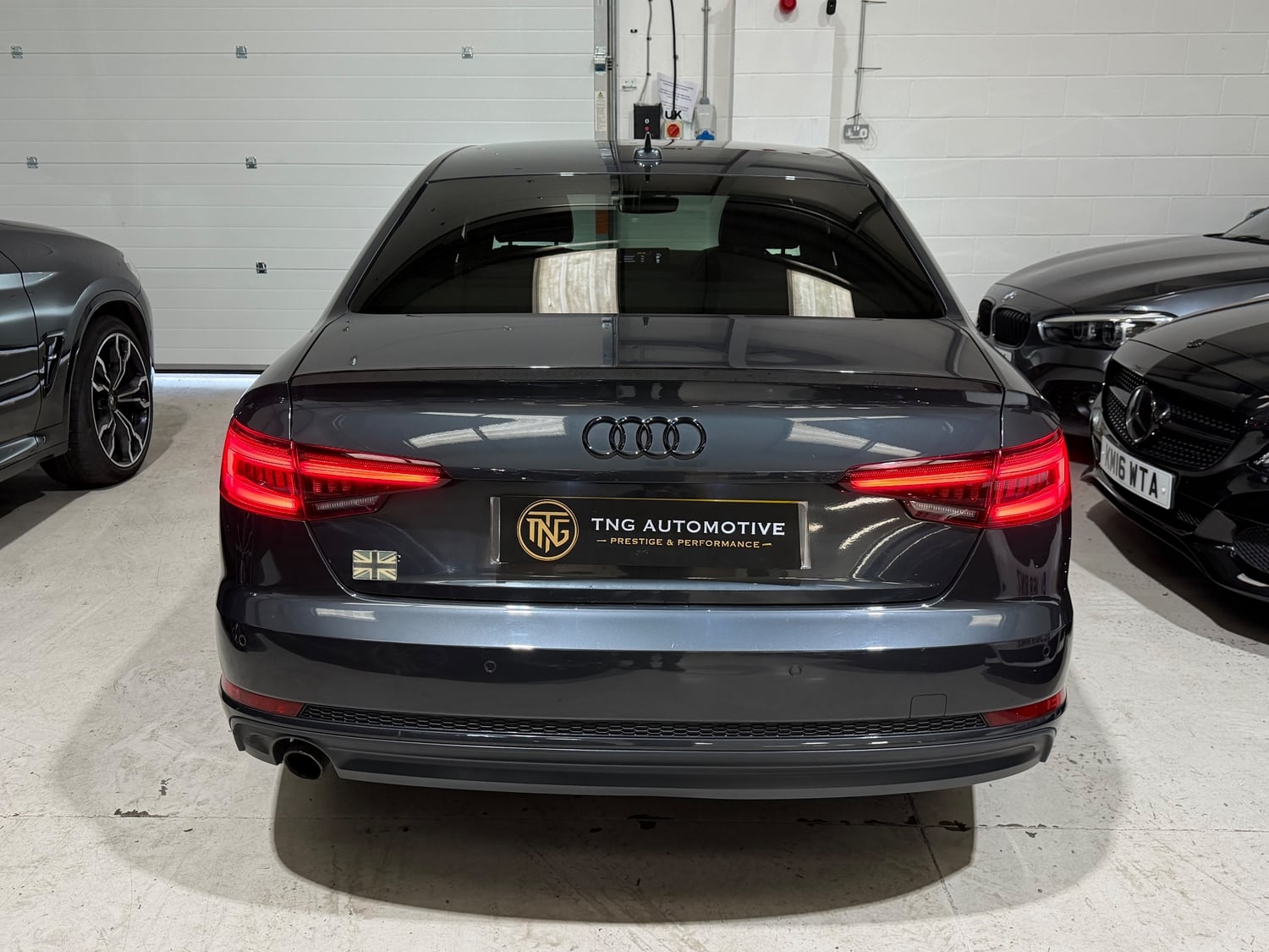 Audi A4 2018 - Cars
