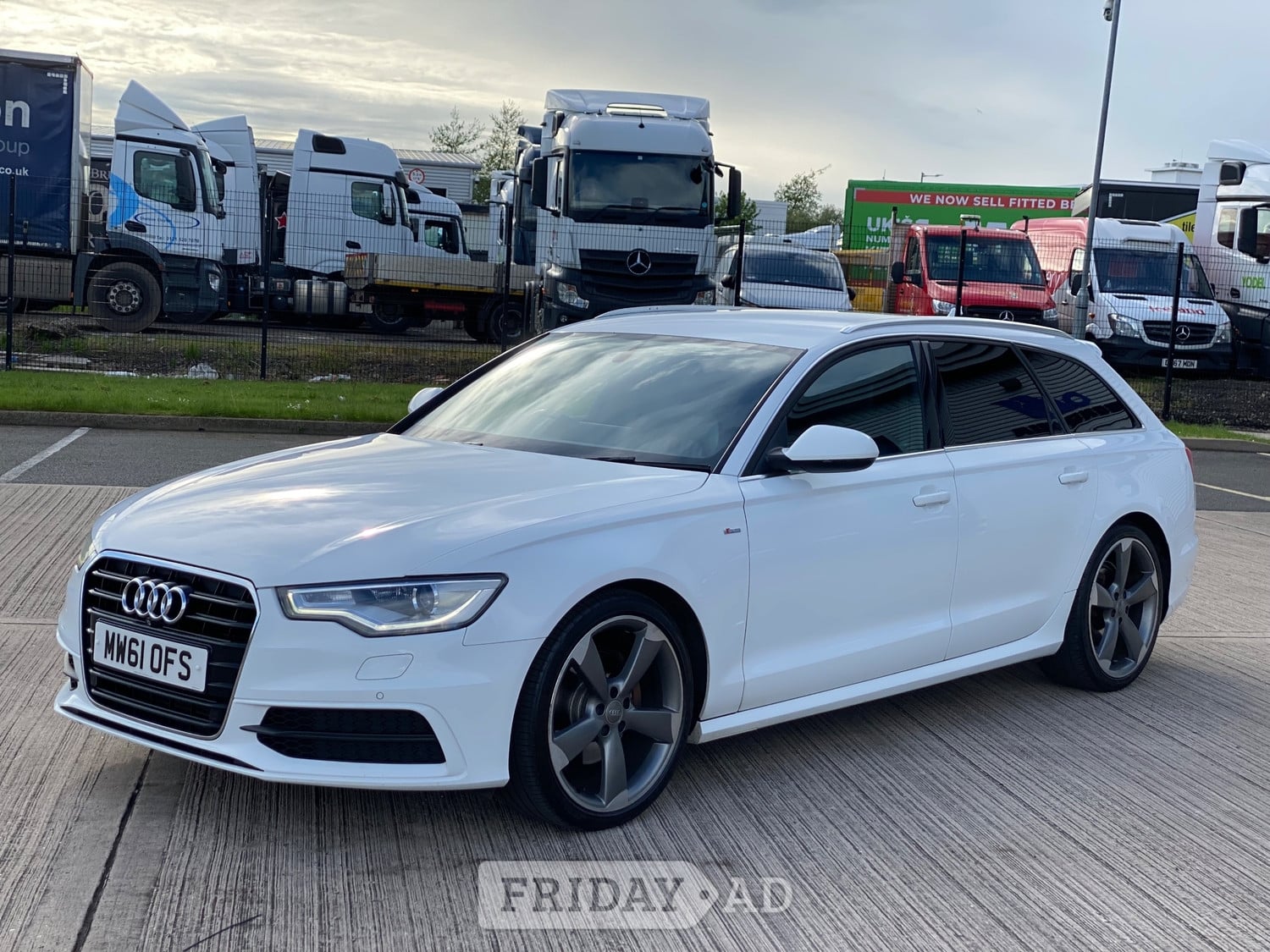 Audi A6 Avant 2012 - Cars