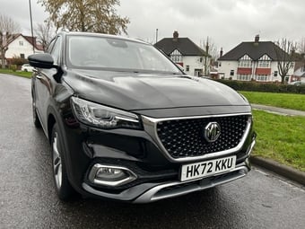 MG HS 2022