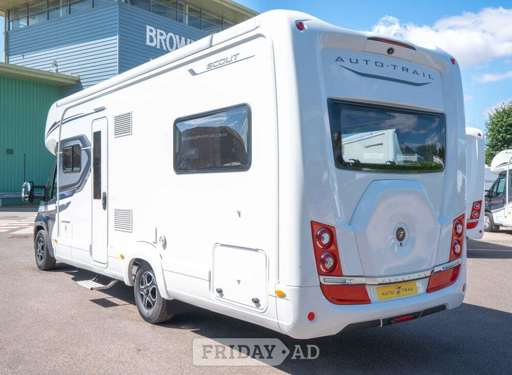 [4 berth ]Auto-Trail Frontier Scout