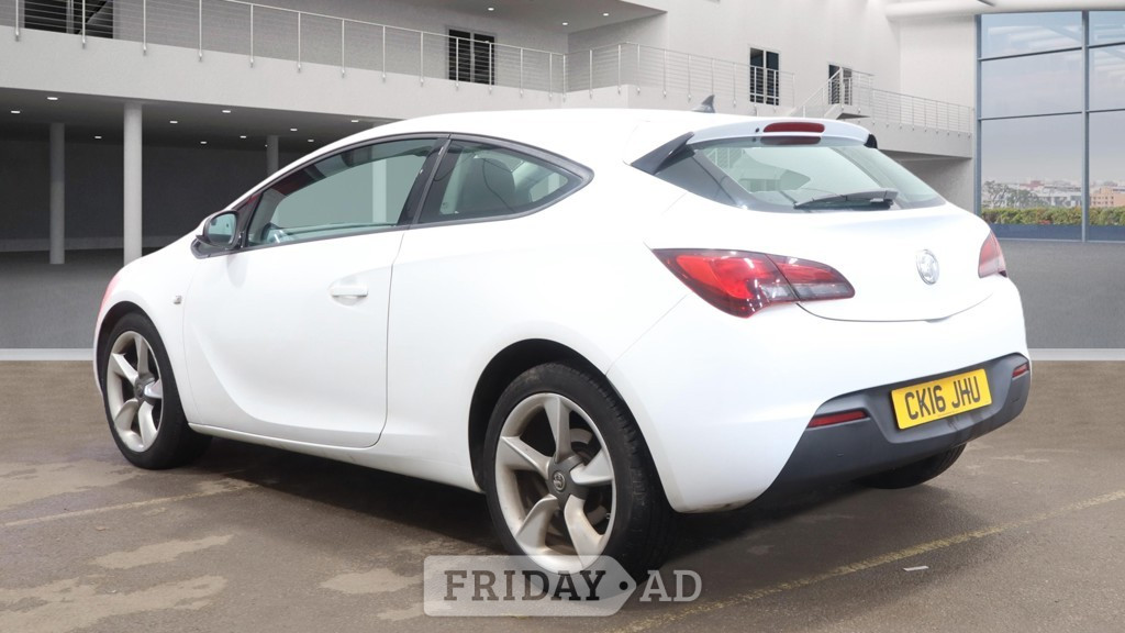 [ berth ]Vauxhall Astra