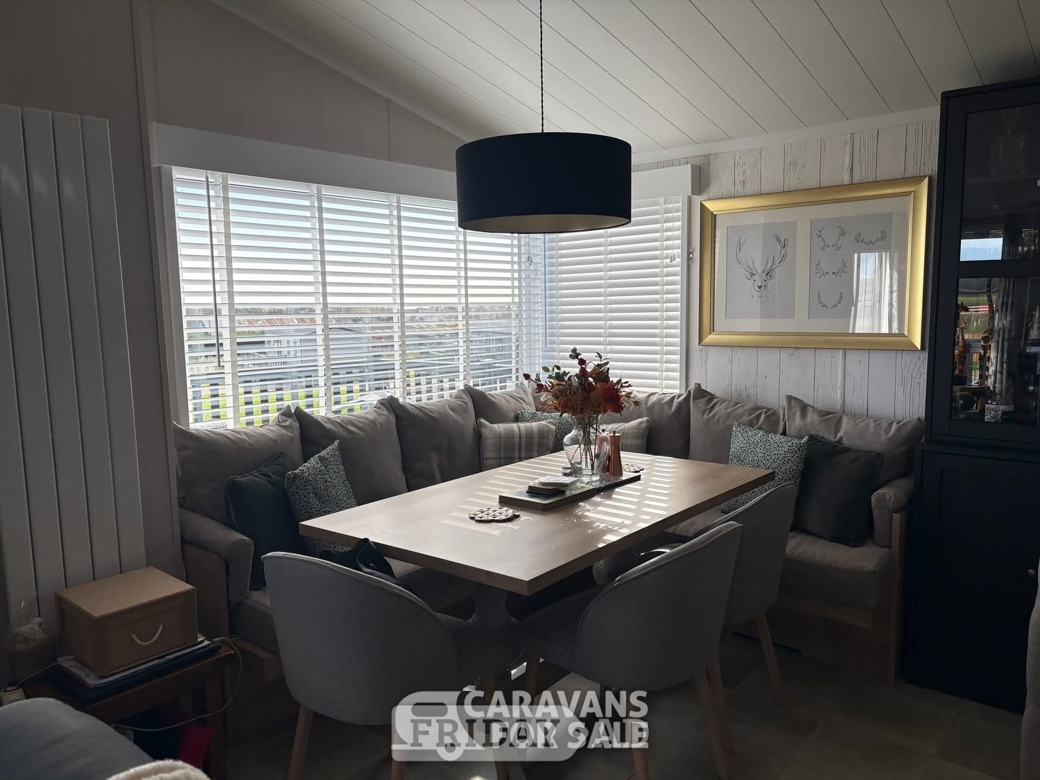 Toronto Lodge ,3 bedrooms , new on site 6 months,Overlooking sea, - Holiday Homes in St Cyrus