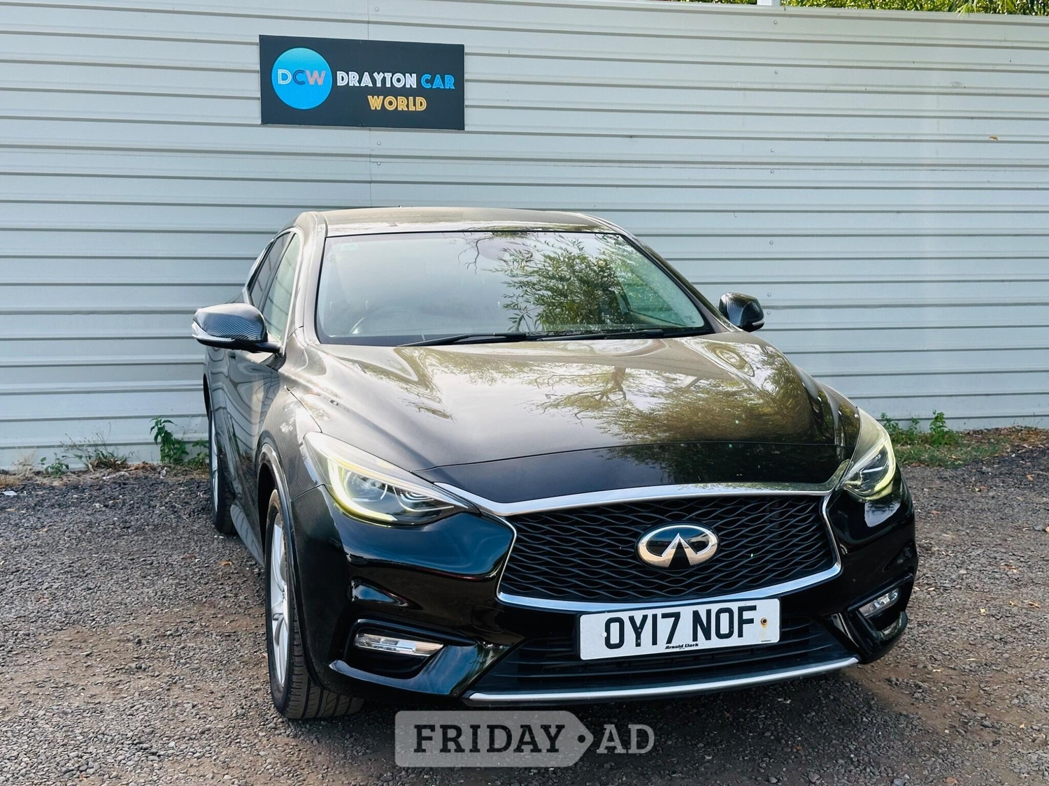 Infiniti Q30 2017 in Hillingdon