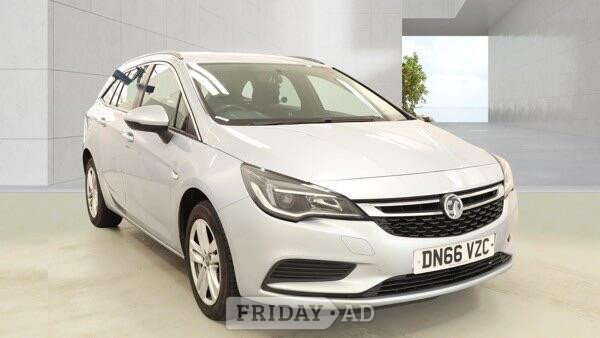 Vauxhall Astra 2016 in Farnham