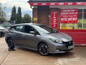 Nissan LEAF 2023
