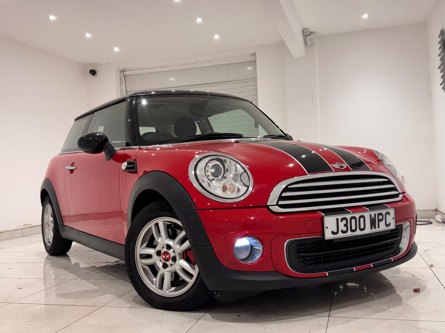 Mini Hatch 2011 in Hounslow