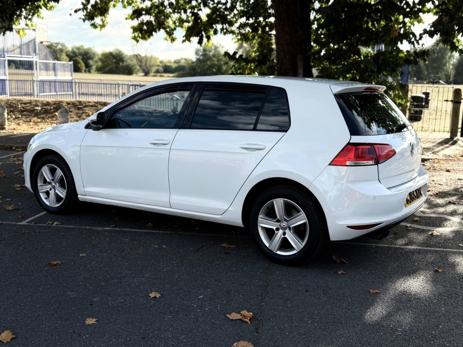 Volkswagen Golf 2015 - Cars
