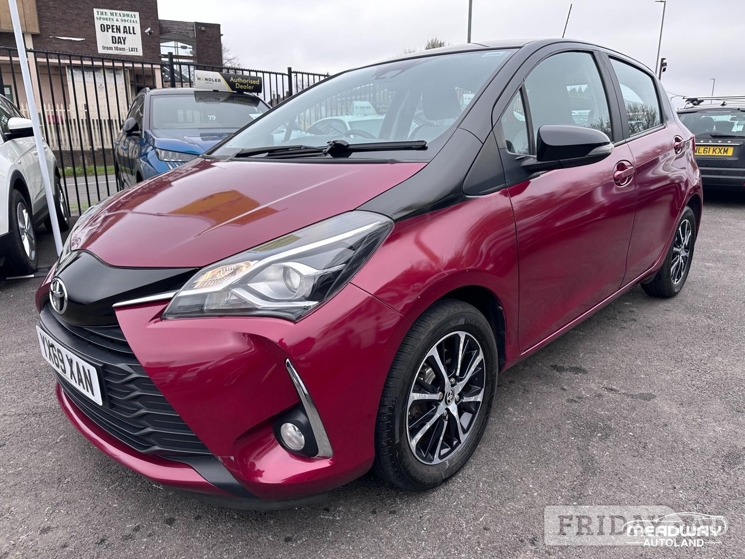 Toyota Yaris 2019 - Cars
