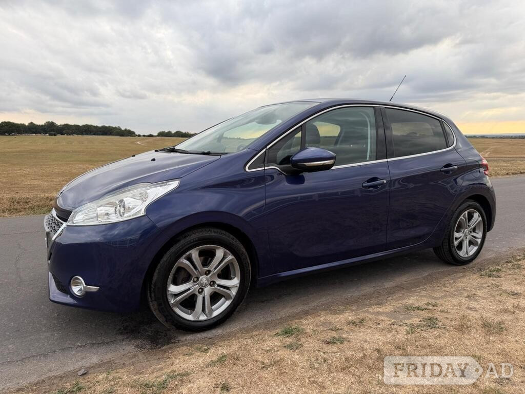 Peugeot 208 2013 - Cars