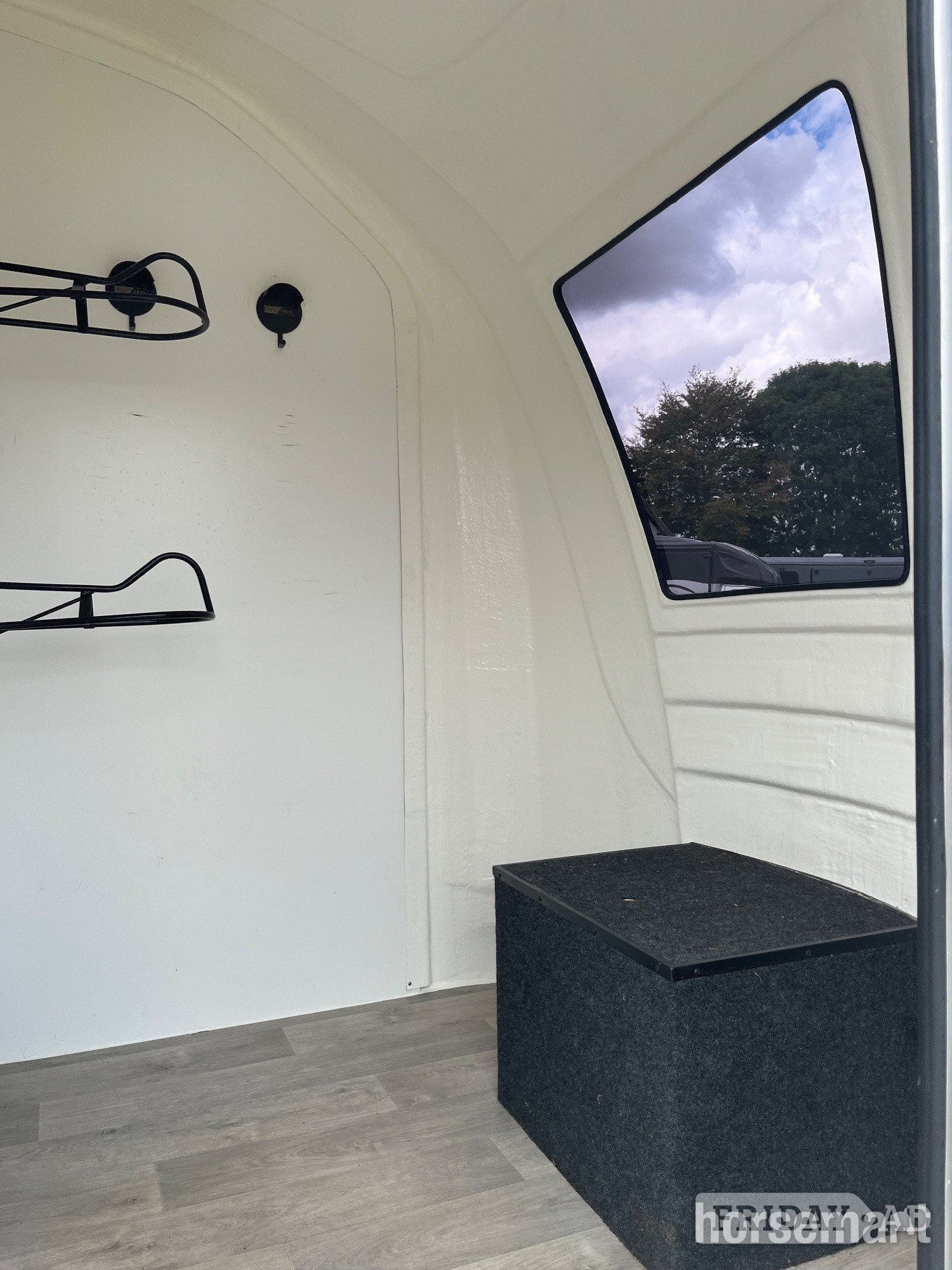 Equi-Trek Day-Treka Excel  Horse Trailer - Trailers & Horseboxes in Swindon