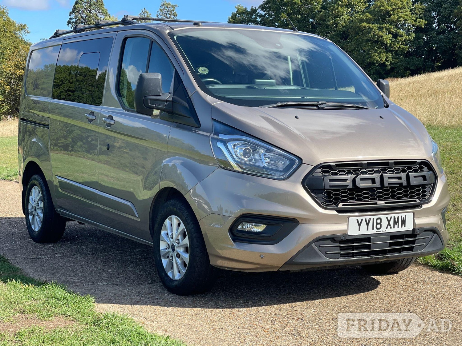 [ berth ]Ford Transit Custom