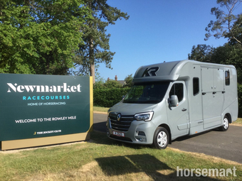 Krismar  Renault Horsebox