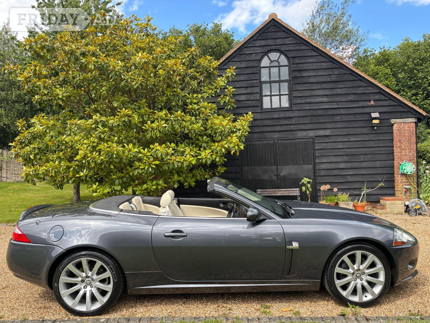 Jaguar XK 2006 in High Wycombe