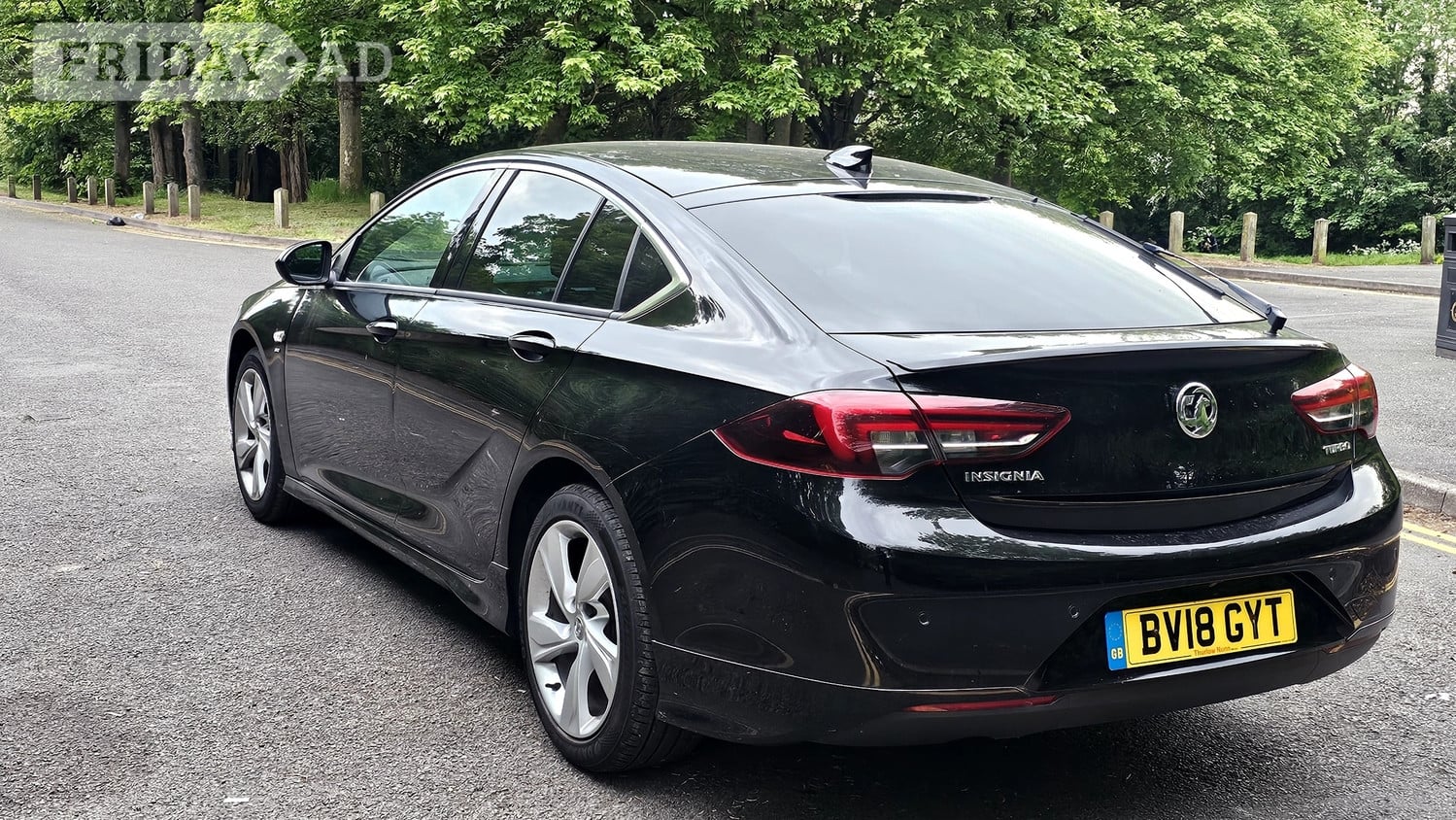 [ berth ]Vauxhall Insignia