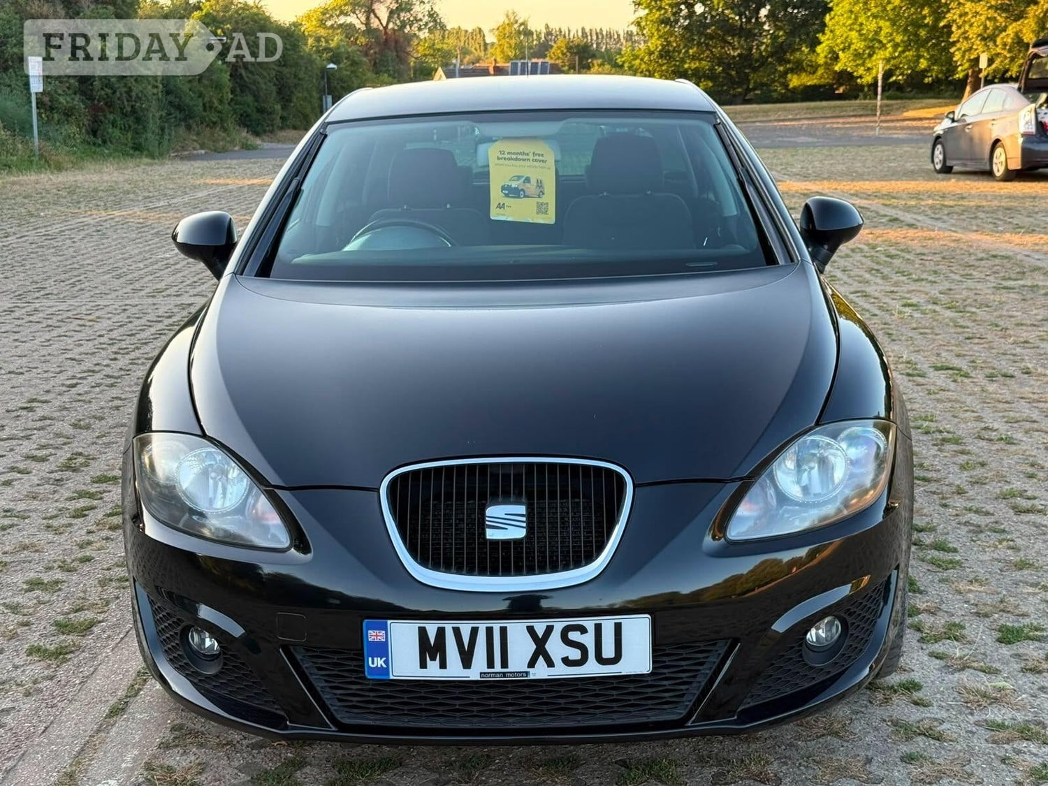 [ berth ]SEAT Leon