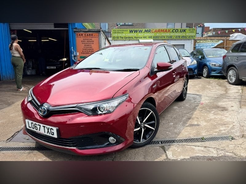 Toyota Auris 2018 in Harrow