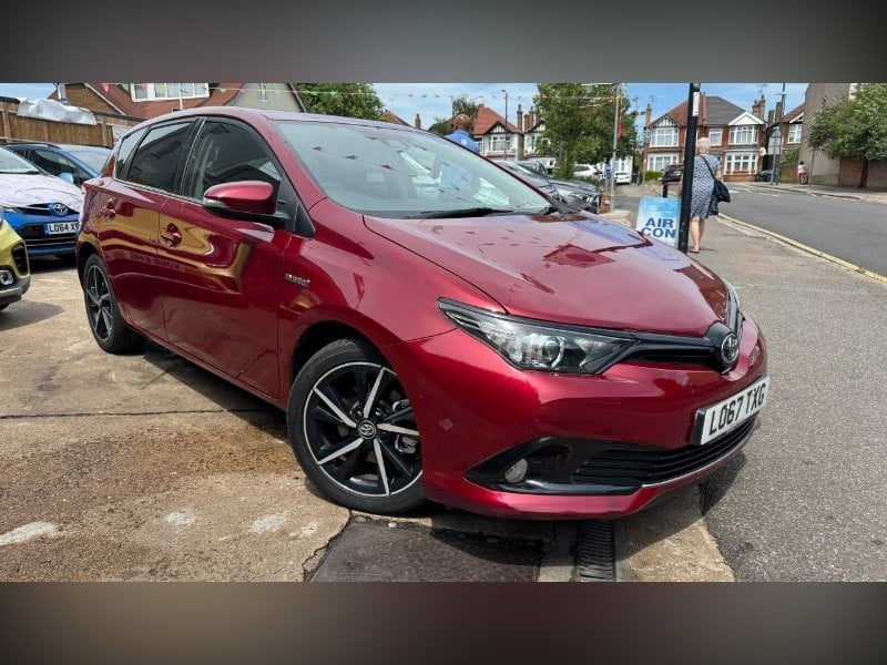 Toyota Auris 2018 - Cars in Harrow