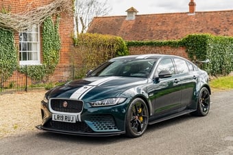 Jaguar XE 2019