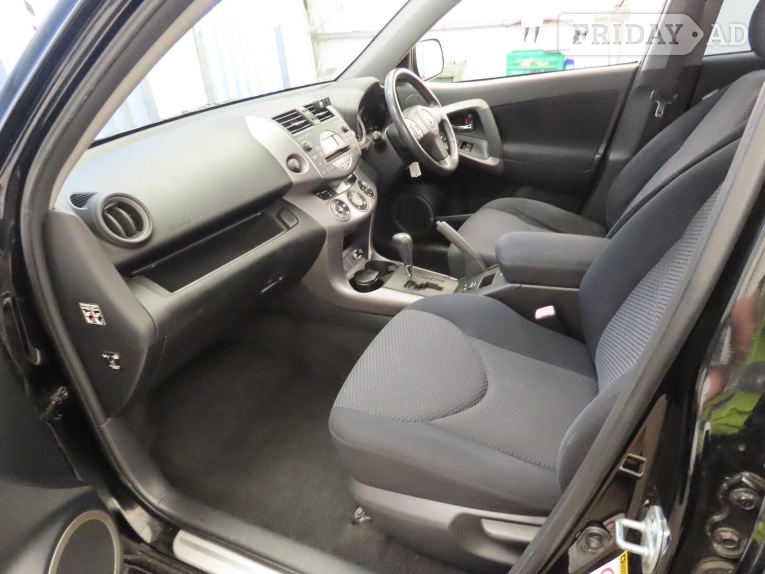 [ berth ]Toyota RAV4