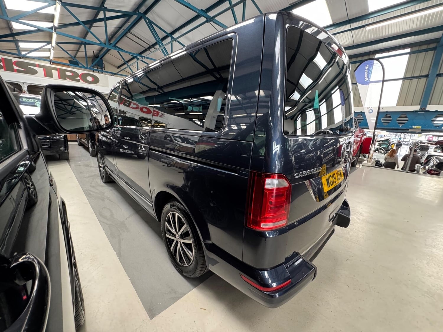 Volkswagen Caravelle 2019 - Cars in Bolton