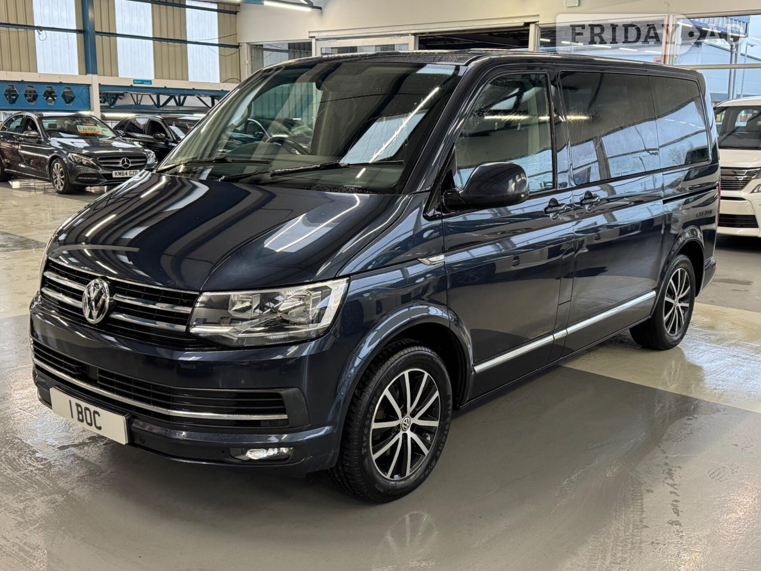 Volkswagen Caravelle 2019 - Cars