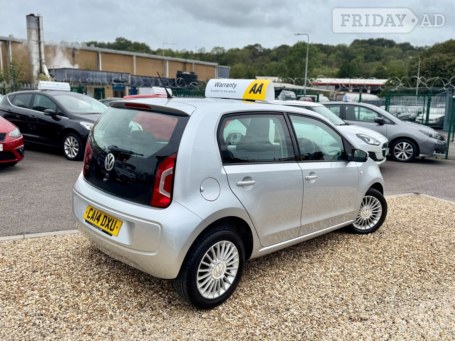 Volkswagen UP! 2014 - Cars