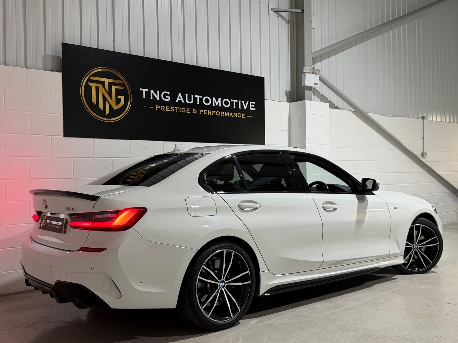 BMW 3 Series 2019 - Cars in Croydon