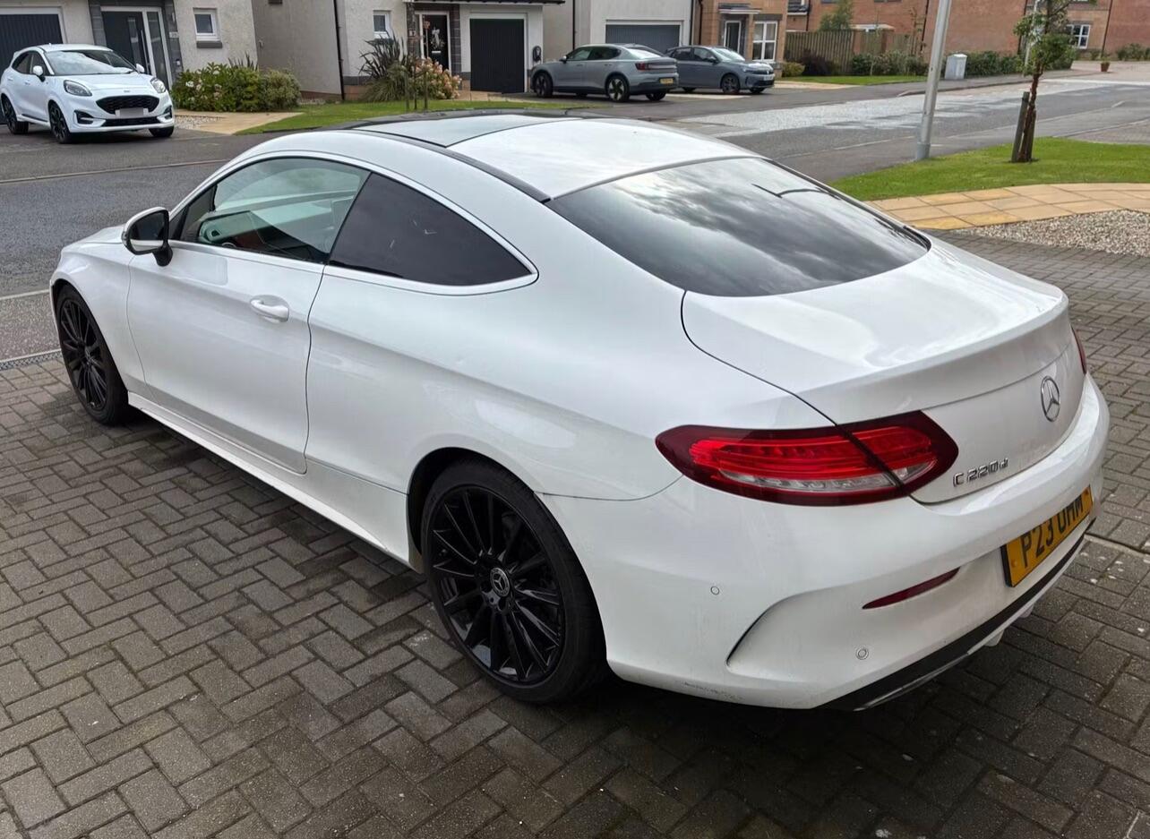 [ berth ]Mercedes-Benz C Class
