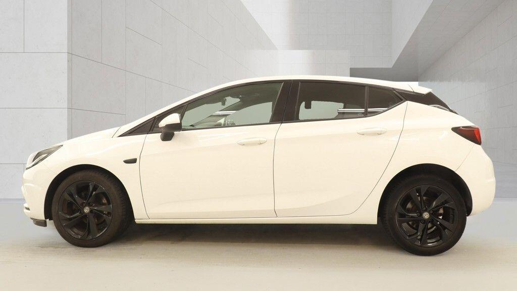 Vauxhall Astra 2017 - Cars in Winchester