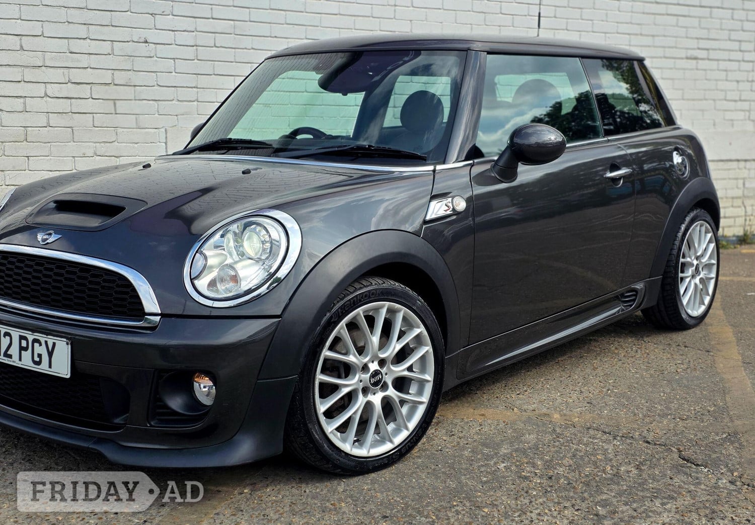 [ berth ]Mini Hatch