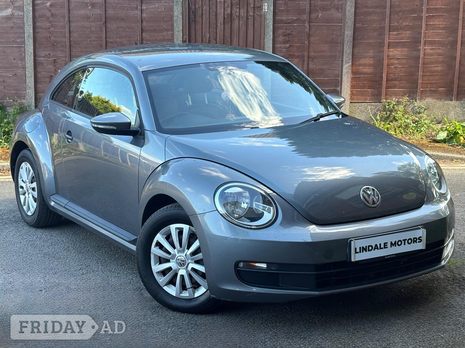 Volkswagen Beetle 2013 in Oldham