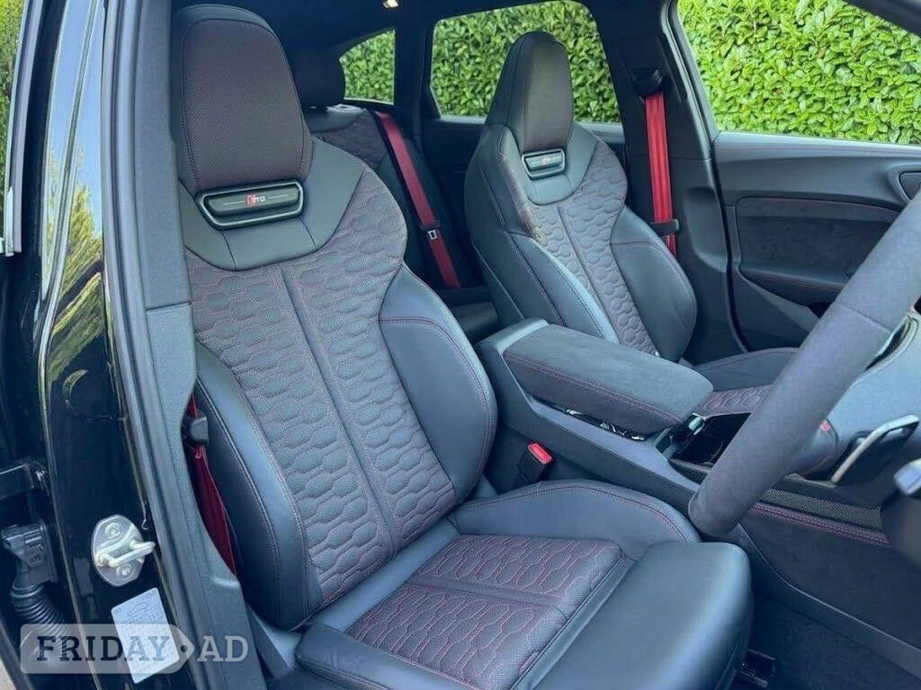 [ berth ]Audi RS5