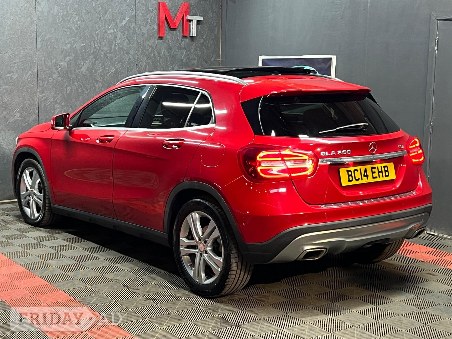 [ berth ]Mercedes-Benz GLA
