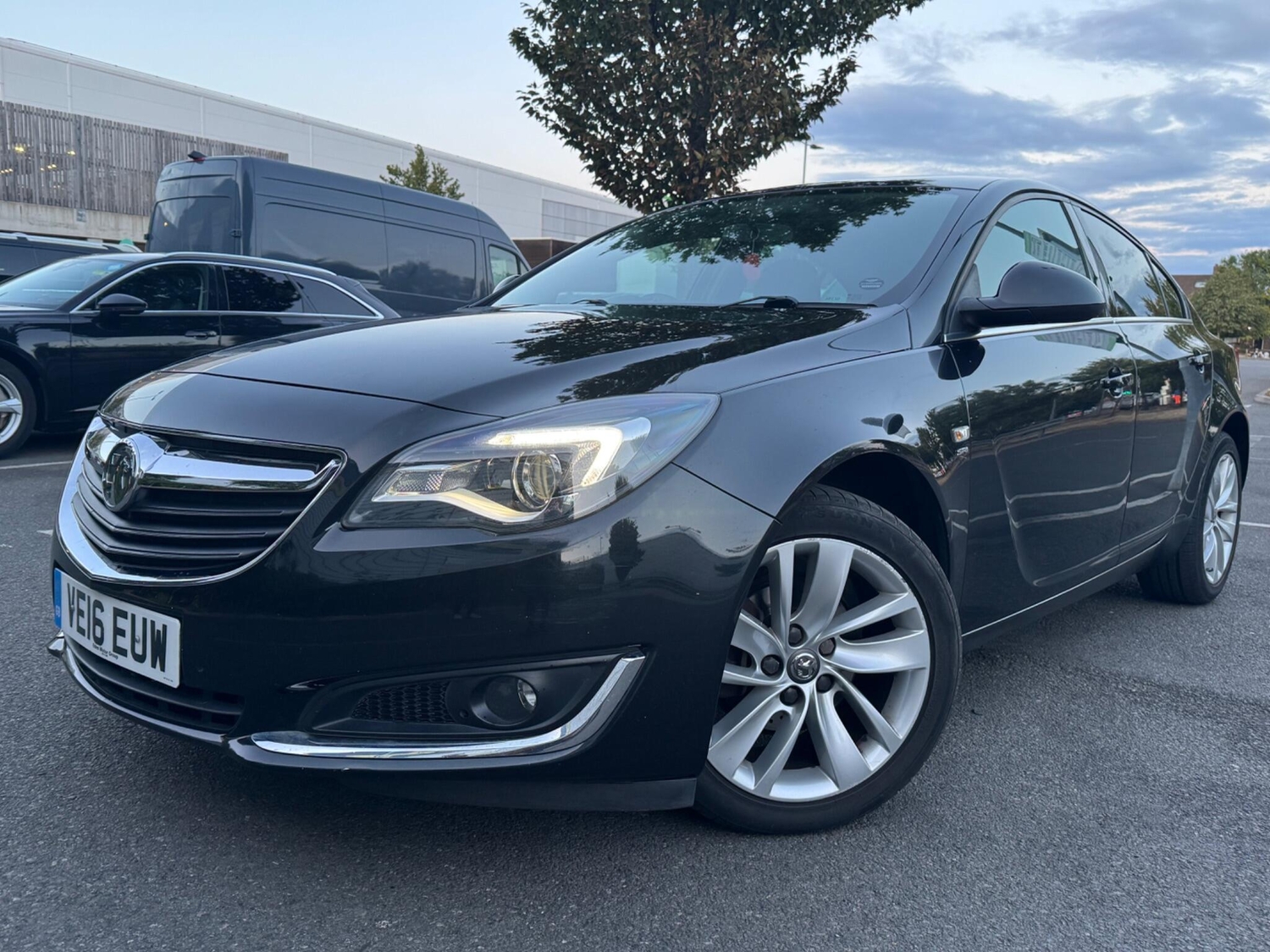 Vauxhall Insignia Hounslow