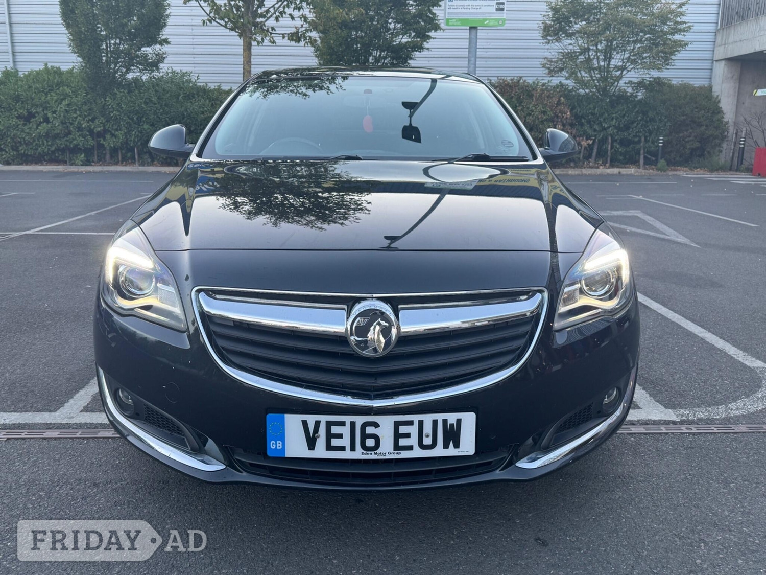 [ berth ]Vauxhall Insignia