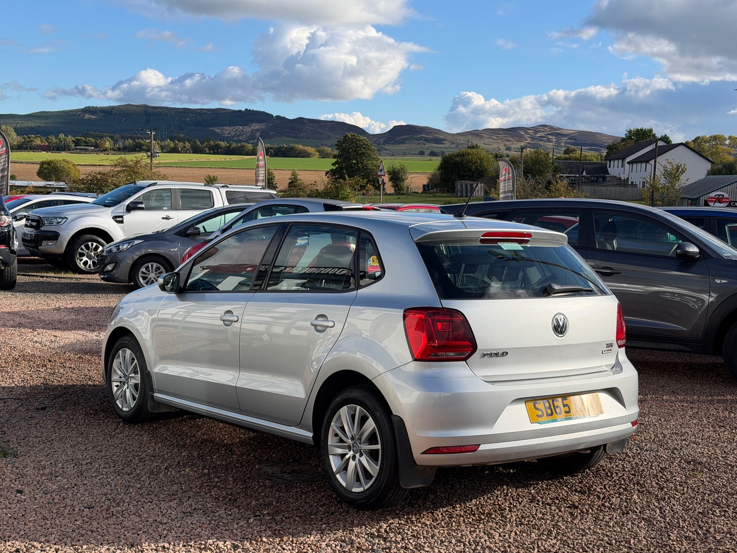 Volkswagen Polo 2015 - Cars