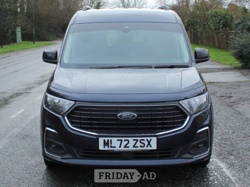 [ berth ]Ford Tourneo Connect