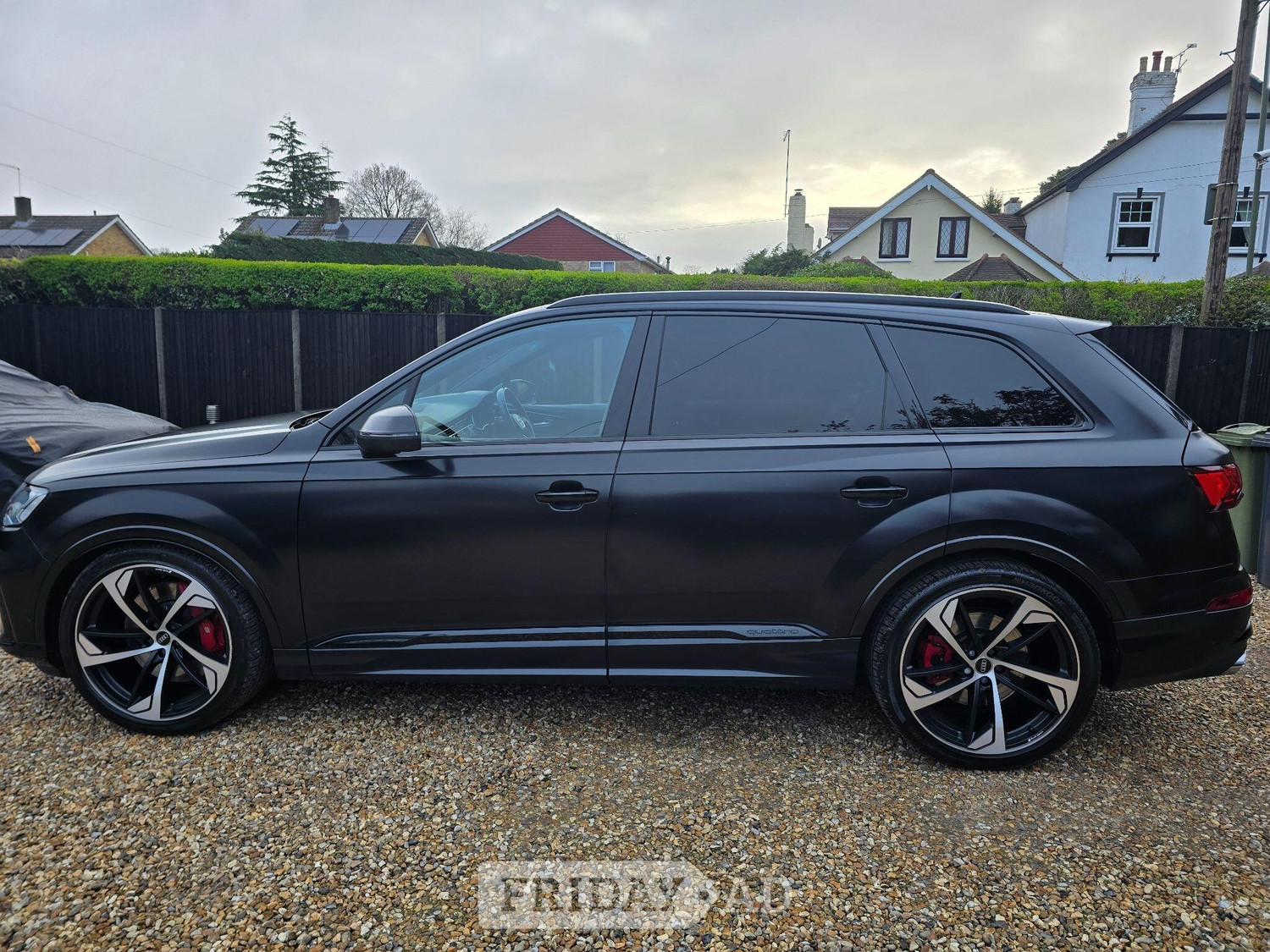 [ berth ]Audi SQ7