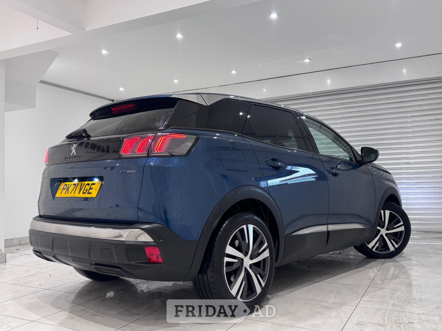 [ berth ]Peugeot 3008