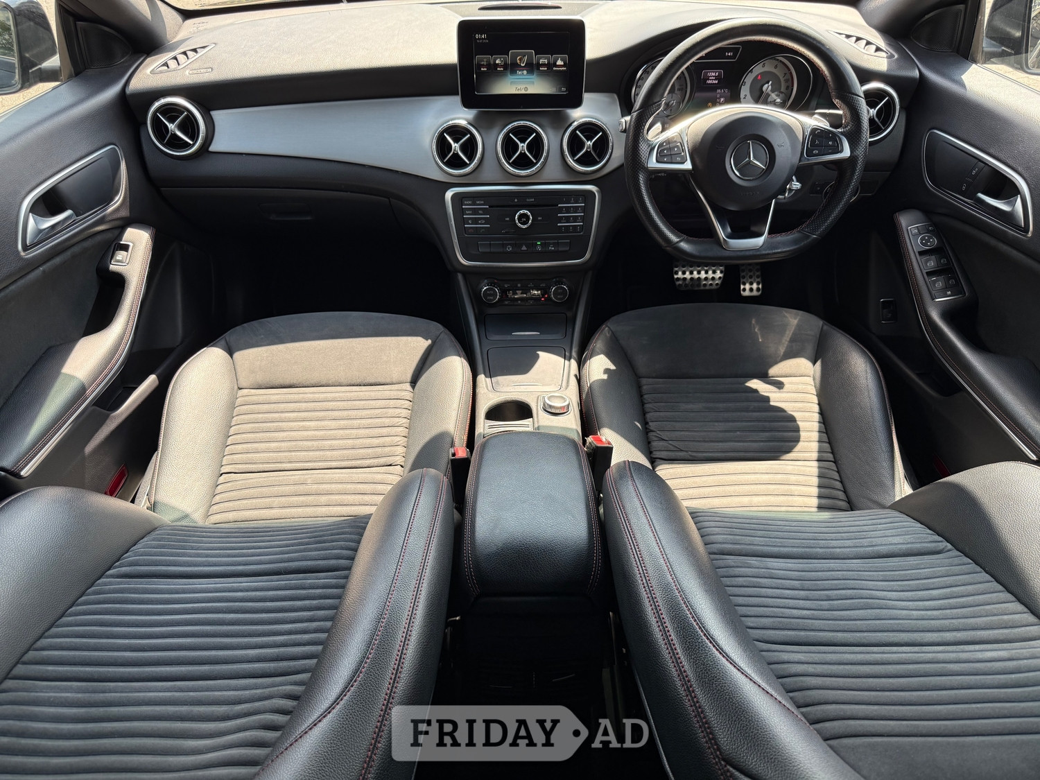 [ berth ]Mercedes-Benz CLA Class