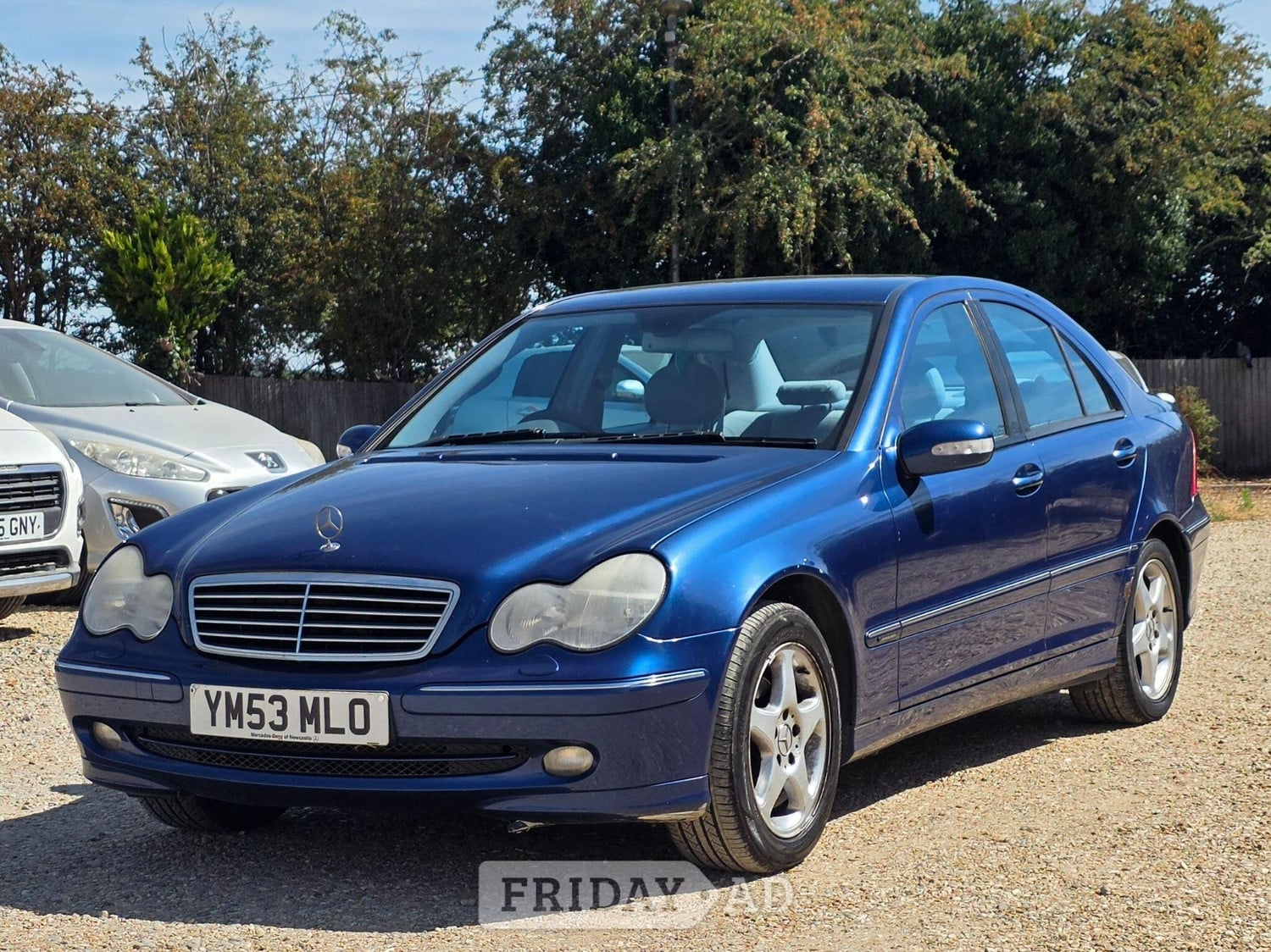 [ berth ]Mercedes-Benz C Class