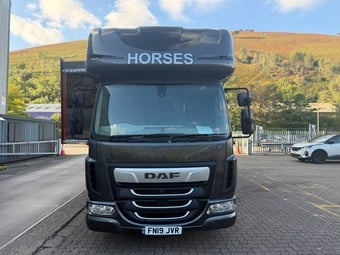 JC  Daf Trucks Horsebox