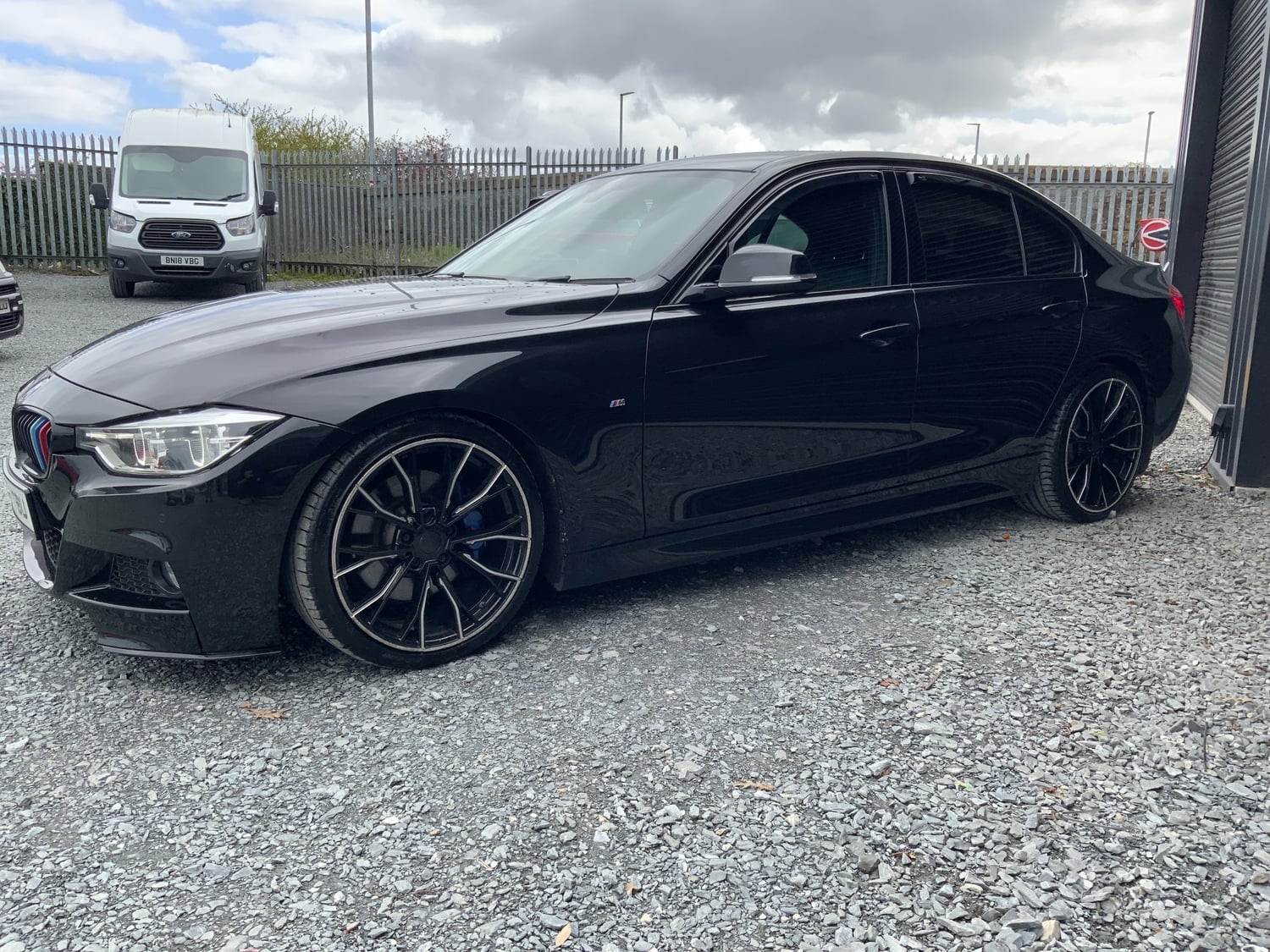 [ berth ]BMW 3 Series