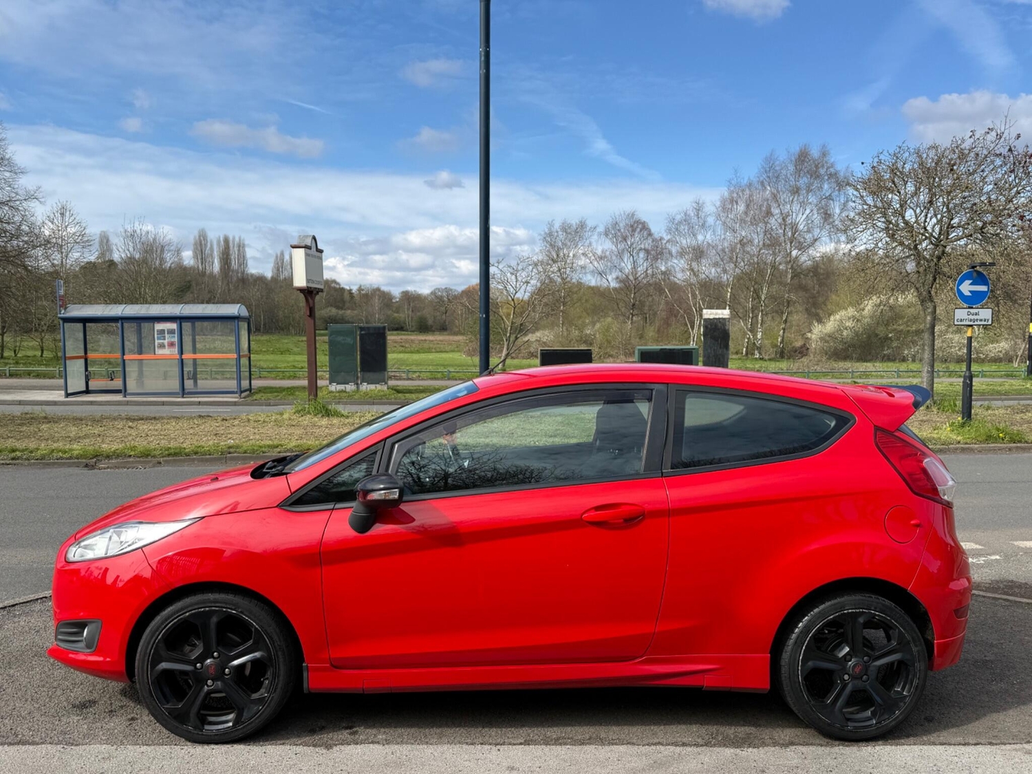 Ford Fiesta 2015 - Cars