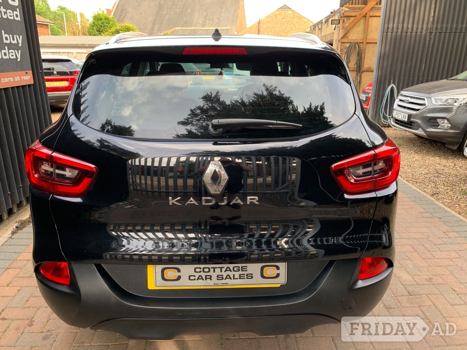 Renault Kadjar 2016 - Cars in Hayes