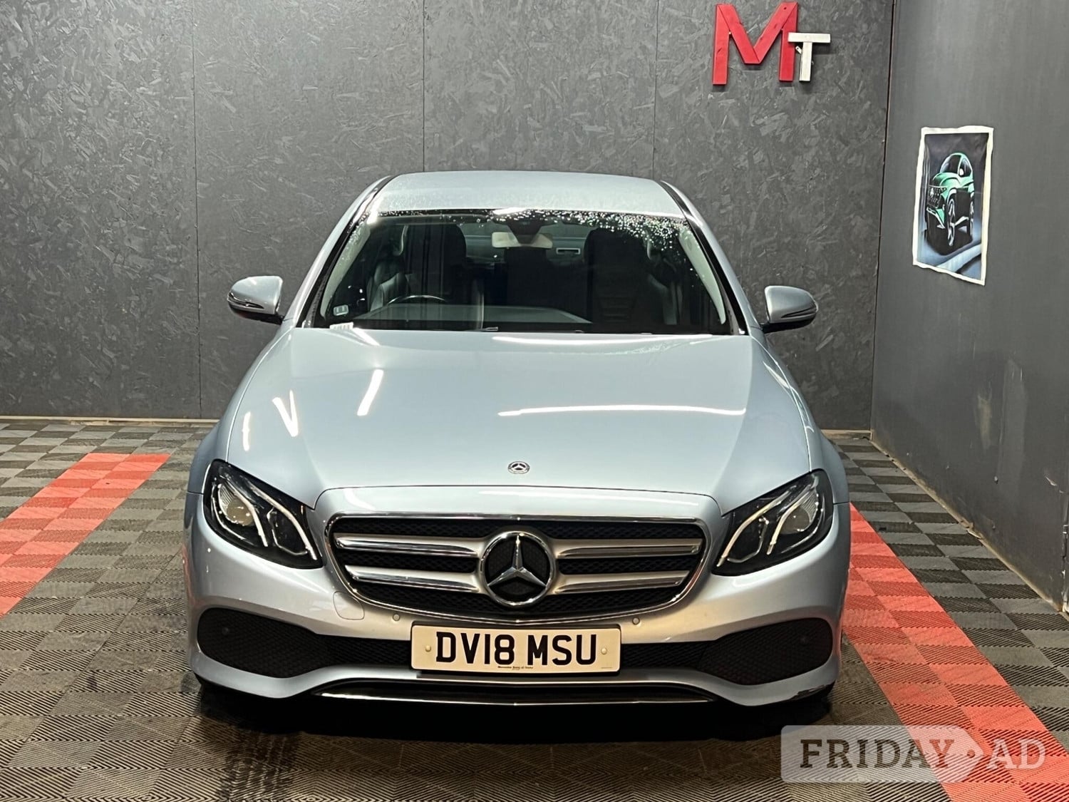 [ berth ]Mercedes-Benz E Class