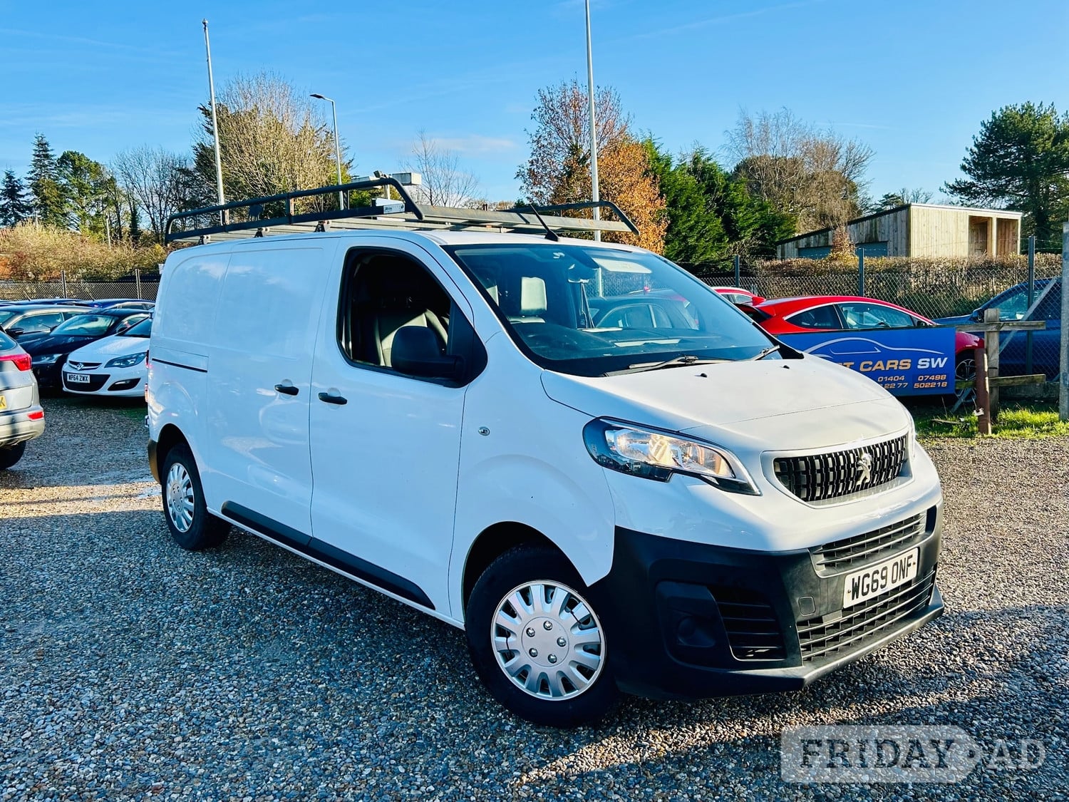 Peugeot Expert 2019 in Exeter